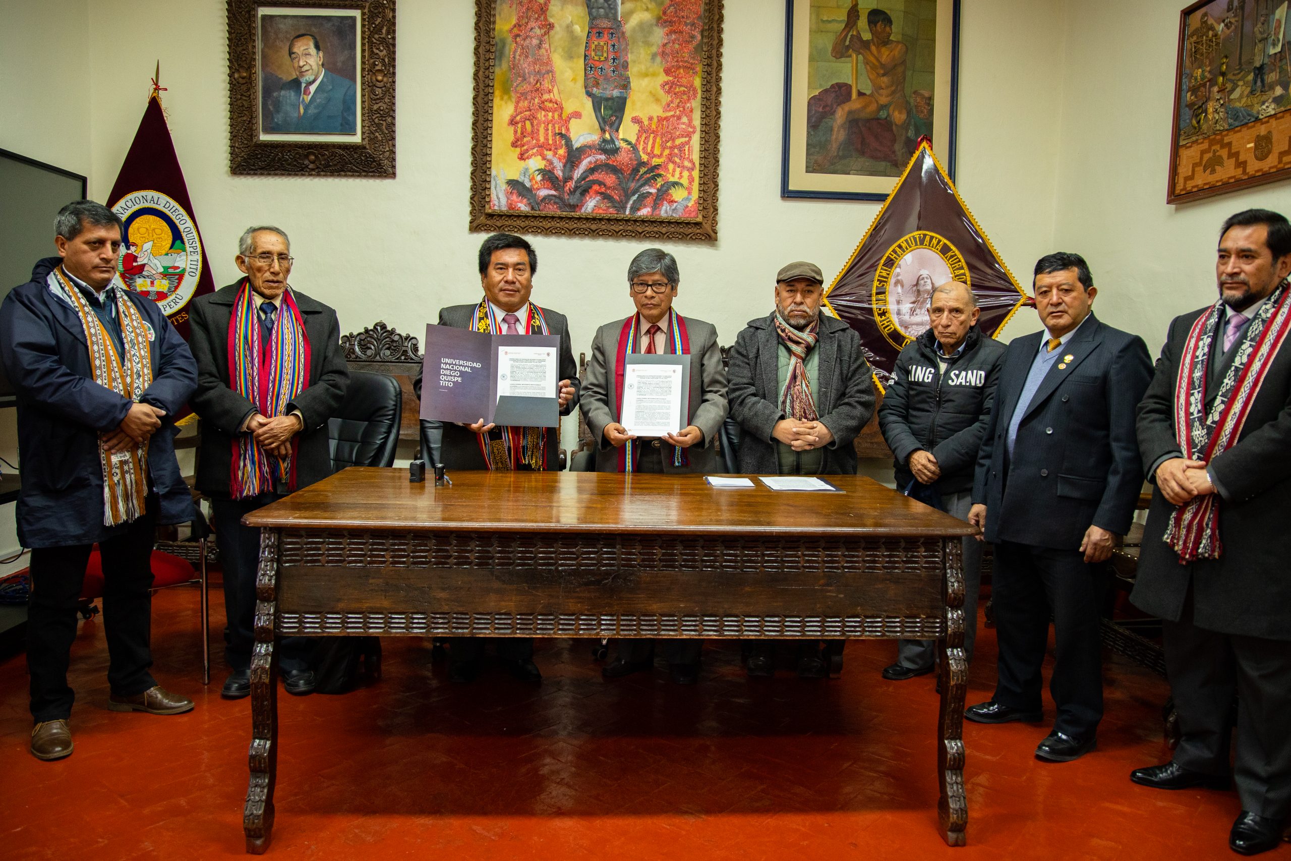 Universidad Nacional de Arte y Academia Mayor de la Lengua Quechua firman Convenio de colaboración para la promoción y preservación Cultural.