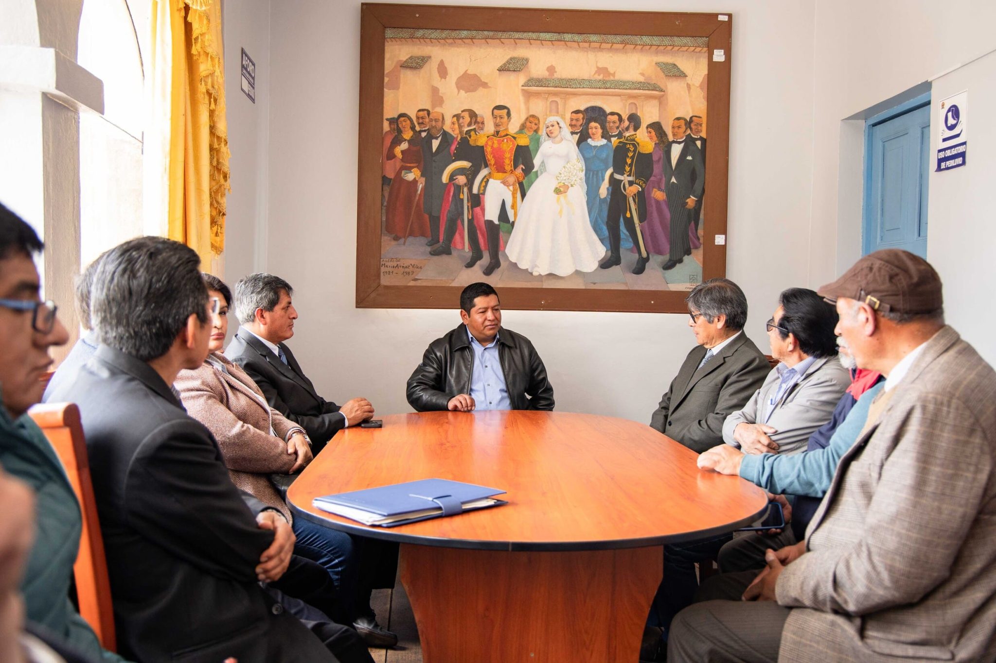 En reciente reunión proyectan firma de convenio entre Universidad de Arte y Municipalidad de Zurite