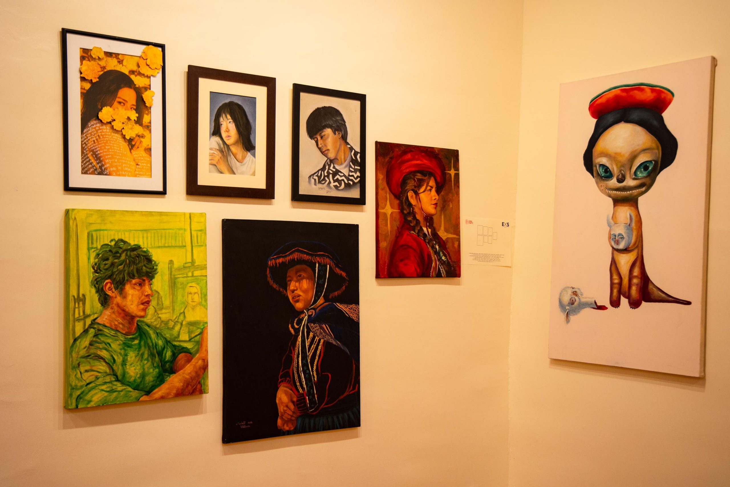 ESTUDIANTES DE ESCUELA SUPERIOR AUTONOMA DE BELLAS ARTES DEL CUSCO MUESTRAN SUS OBRAS EN EXPOSICION SEMESTRAL