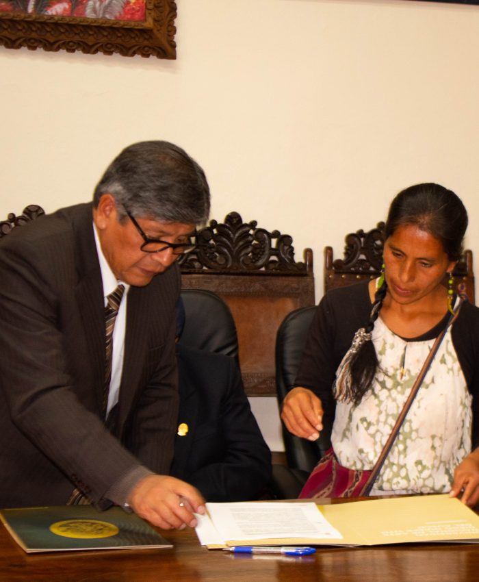 Universidad Nacional de Arte y Asociación Cultural Arte Renacer firman convenio específico para impulsar la animación digital en la región