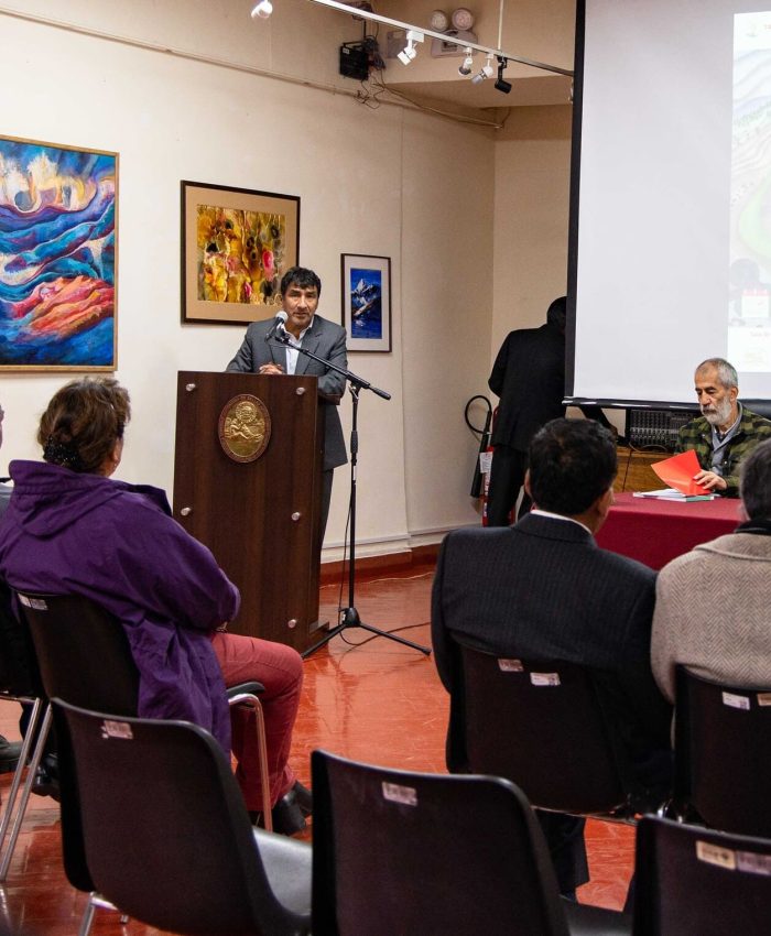 En la Sala Nacional Mariano Fuentes Lira de la UNADQTC, fue presentando el libro “Visiones de la agroecología para el Buen Vivir”