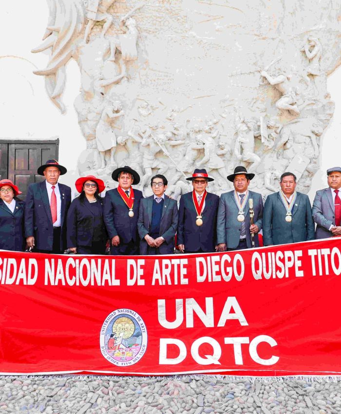 Delegación Municipal de Zurite lugar de nacimiento de Mariano Fuentes Lira participó en desfile de Universidad de Arte Diego Quispe Tito