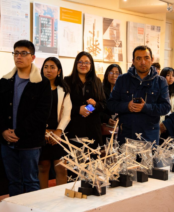 Universidad Nacional de Arte es sede de la exposición de proyectos arquitectónicos de estudiantes de la Unsaac.