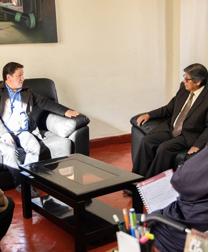 Congresistas cusqueños comprometen su apoyo para con Universidad Nacional de Arte Diego Quispe Tito