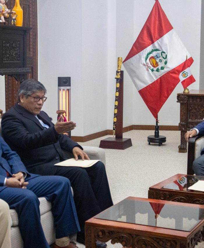 MURALES EN LA VÍA EXPRESA DEL CUSCO: UNIVERSIDAD DE ARTE Y MUNICIPALIDAD DEL CUSCO COORDINAN ALIANZA ESTRATÉGICA